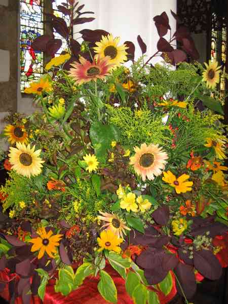 Flower Festival - pillar sunflowers